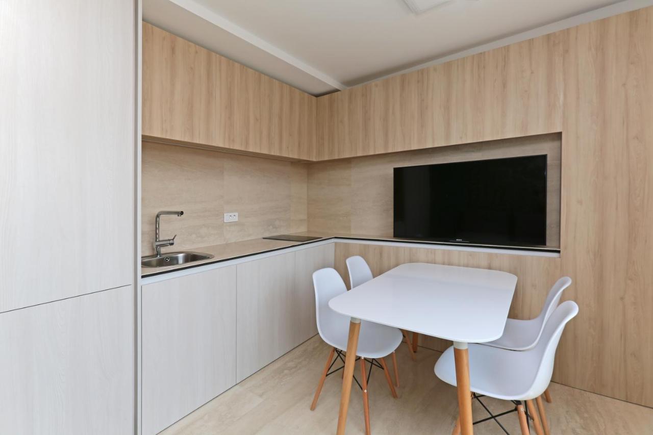 Magic Stone Apartments Baška Voda Екстериор снимка