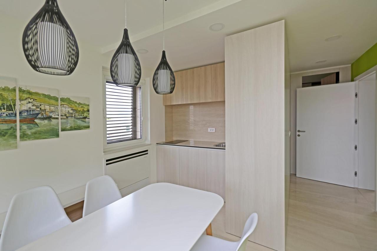 Magic Stone Apartments Baška Voda Екстериор снимка